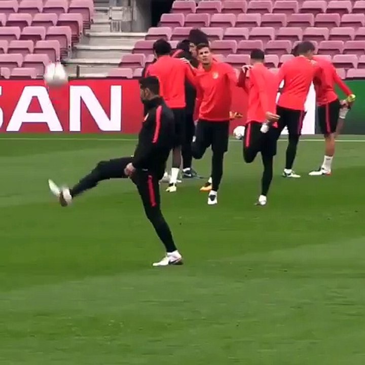 Simeone sait toujours jongler
