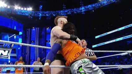Roman Reigns, Dean Ambrose & The Usos vs. The League of Nations׃ SmackDown, December 10, 2015
