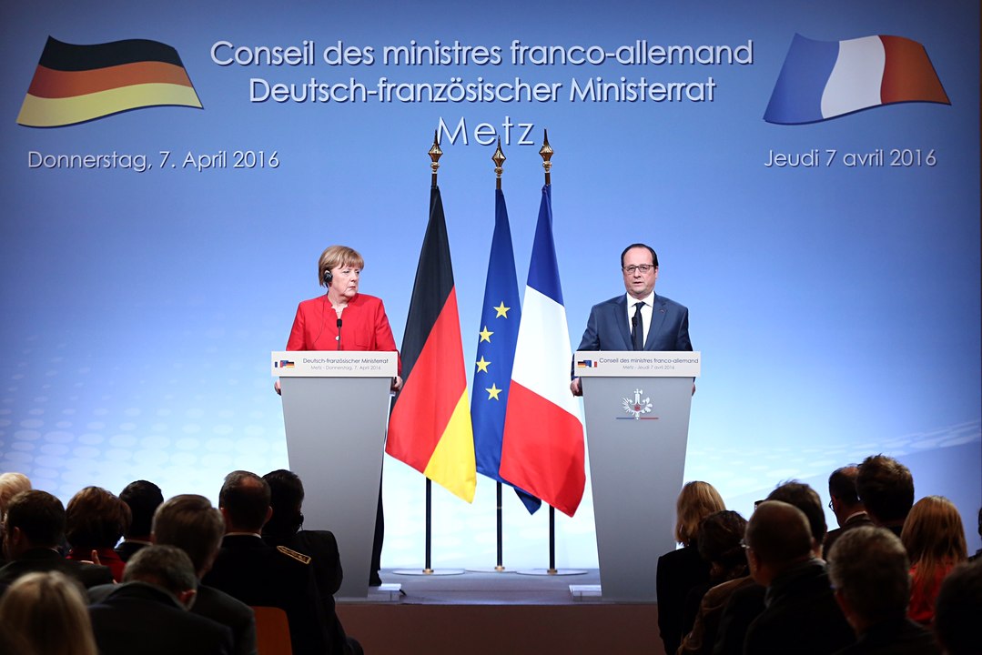 Conférence de presse conjointe avec Angela Merkel