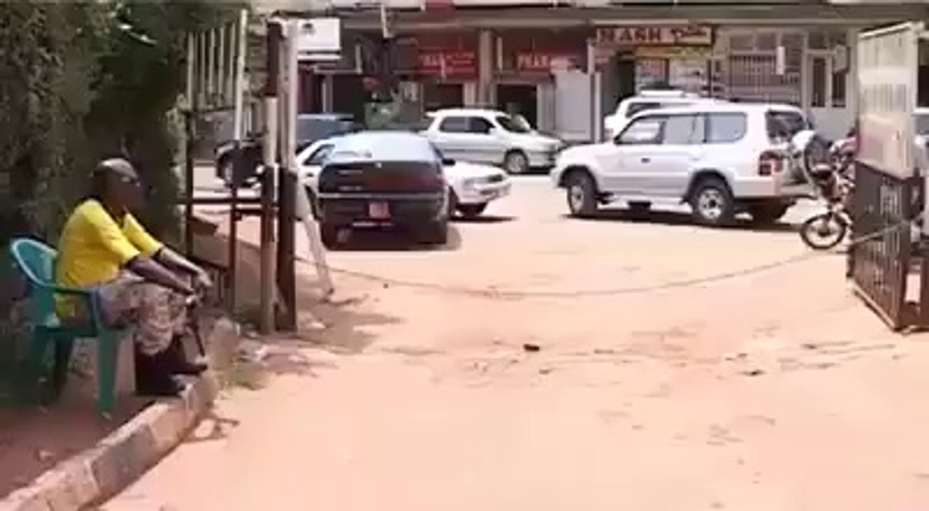 سیکیورٹی سخت ہے ھاھاھاھاھاھاھاھاھا