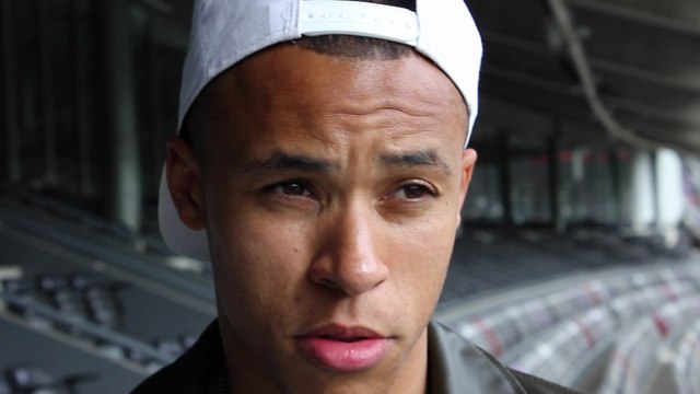 Marcel Tisserand parle aux supporters