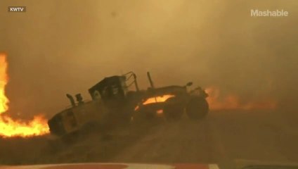 Man narrowly escapes a raging Wildfire