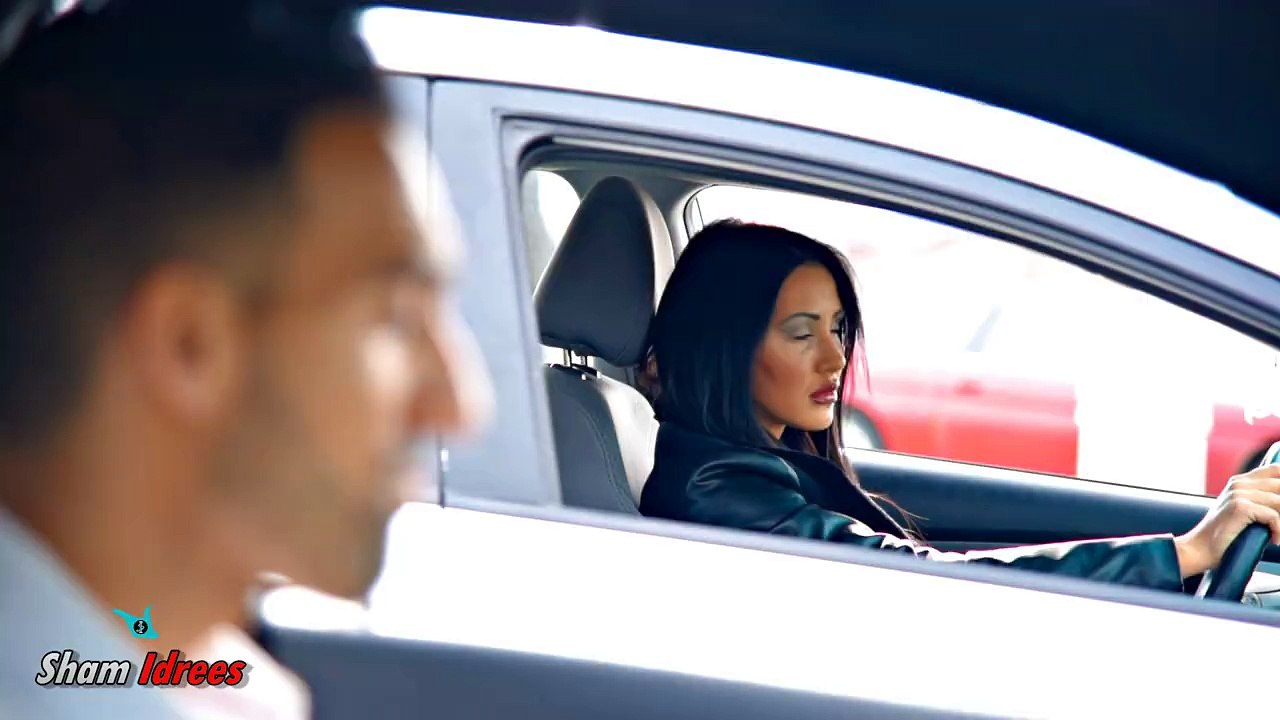 When a Girl Shows Off-Sham Idrees