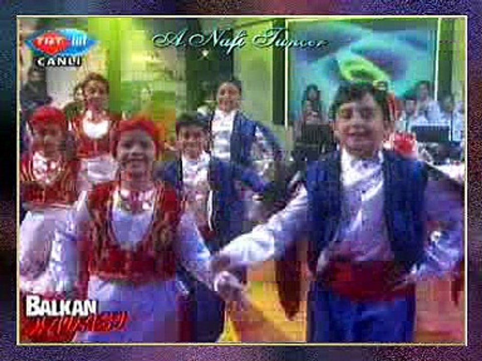 ÖZEL EVRENSEL İLKÖĞRETİM OKULU HALK OYUNLARI EKİBİ-Rumeli Yöresi Oyunları (1)