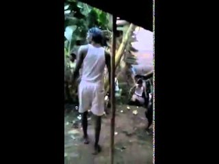 Juego termina en puños y patadas en Colón