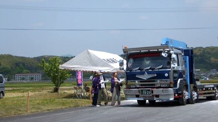 デコトラ　龍桜船団第１５回チャリティ撮影会　入場シーン