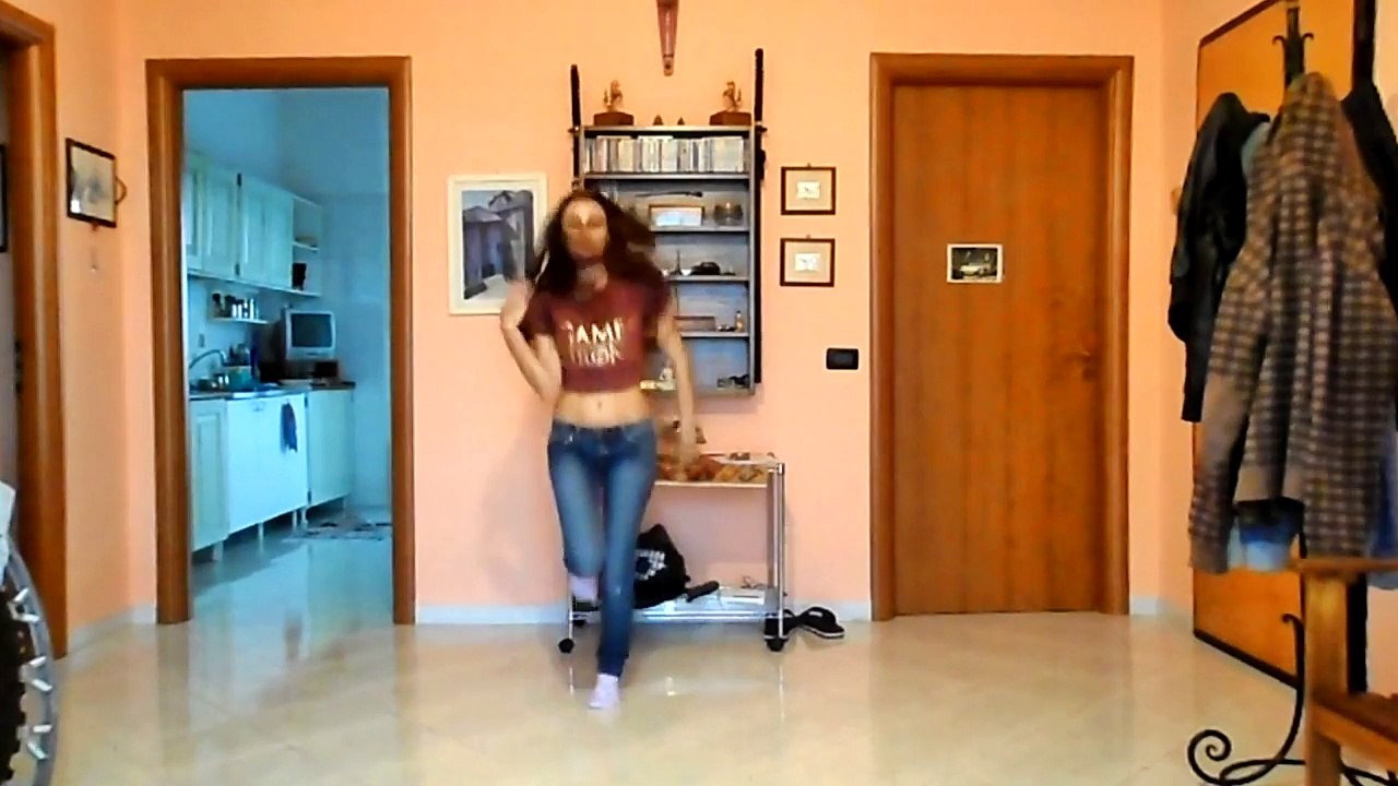 โจ๊ะ  JOH -MilkShake Dance Cover