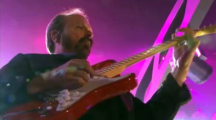 genesis - 2007 turn it on again live concert cinema show 47