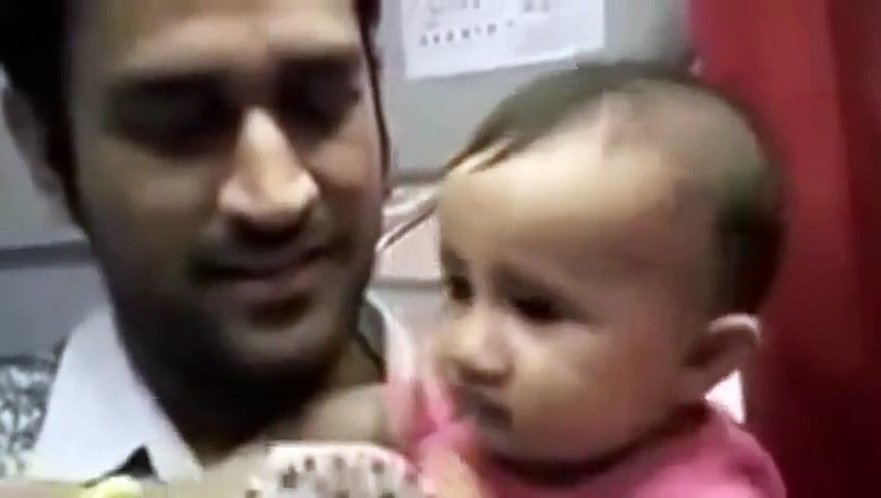 MS Dhoni With His Daughter(Ziva Dhoni)Leaked New Video
