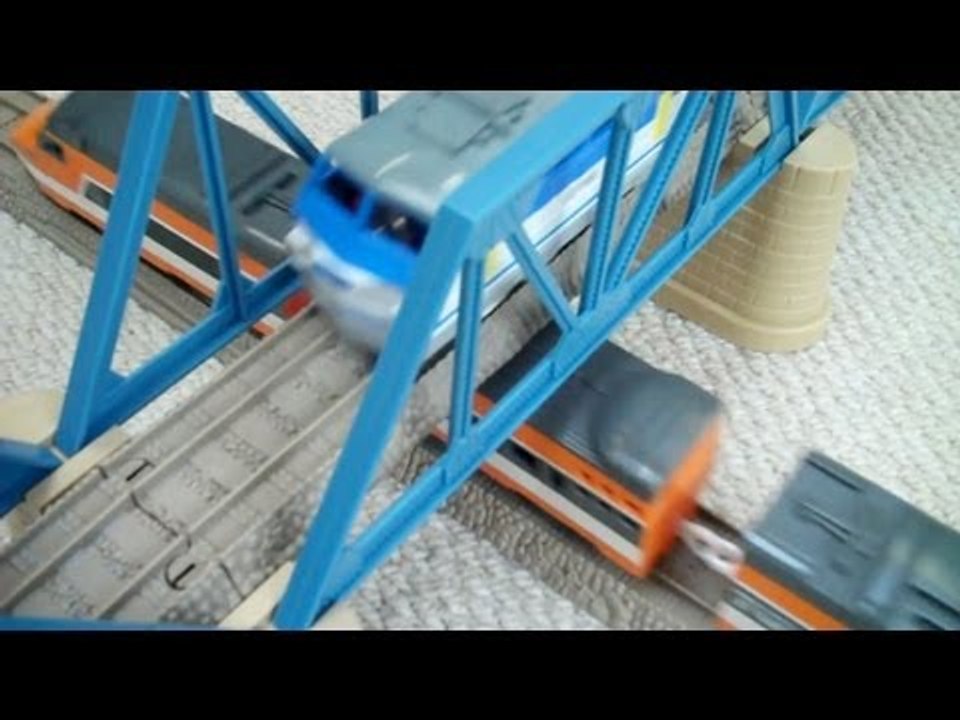 Trackmaster Triple Bridge Thomas The Train with a TGV and EF66 Kids Toy Train Set Thomas The Tank