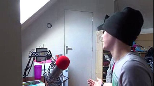 UIT HUIS GEZET DOOR IK WORD VADER PRANK OP OMA 2016