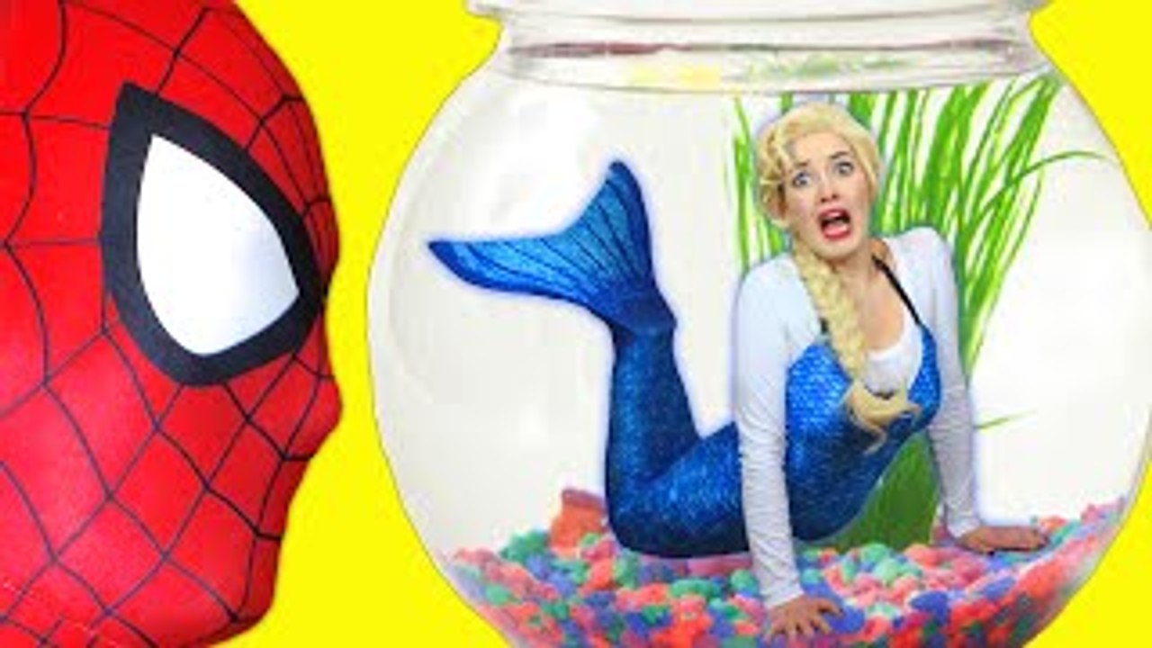 Spiderman, Frozen Elsa Mermaid & Ariel vs Ursula! w  Pink Spidergirl! Superhero Fun in Real Life  )