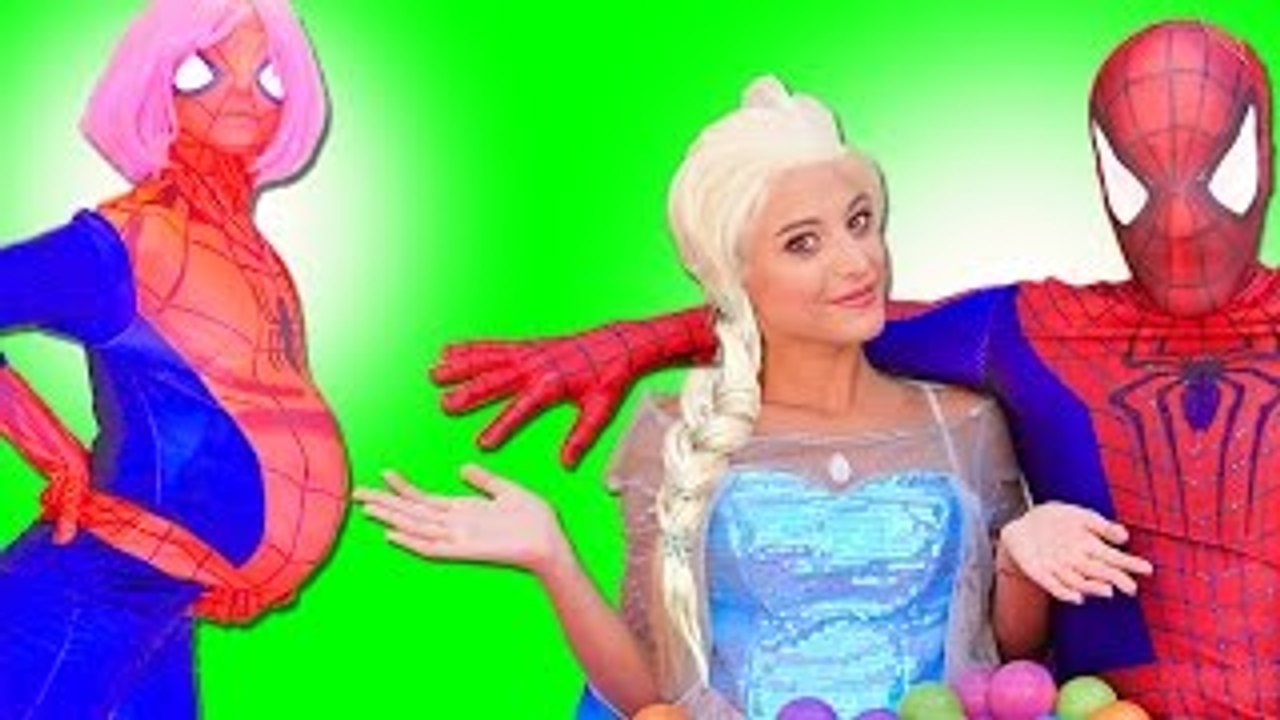 Spiderman vs Spiderbaby with frozen elsa, pink spidergirl & Spiderdog - Fun Superhero