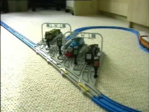 Tomy Trackmaster Thomas And Friends Sodor Rail Yard Kids Toy Train Set Thomas The Tank Engine