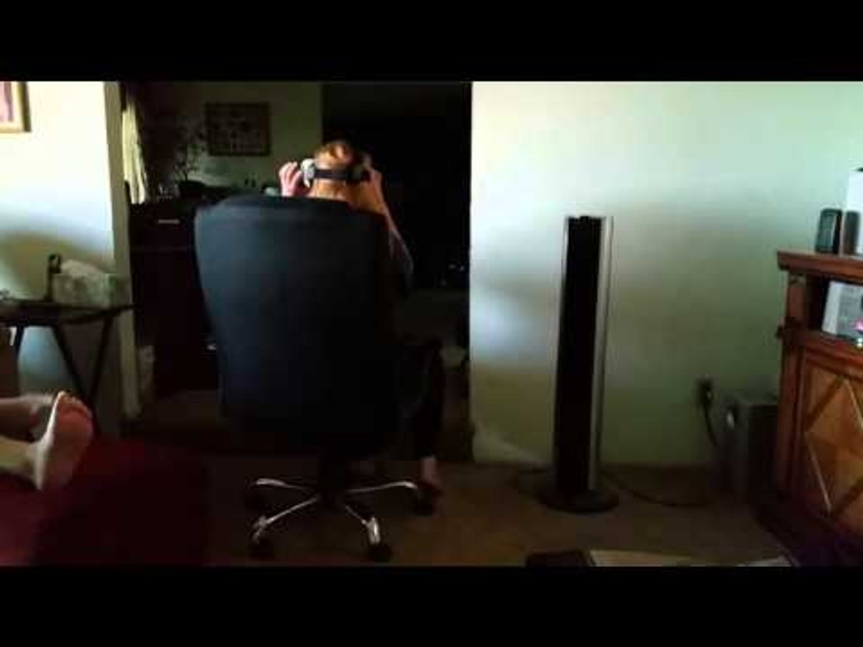 Mom Has Ecstatic Reaction to Virtual Reality Ex...