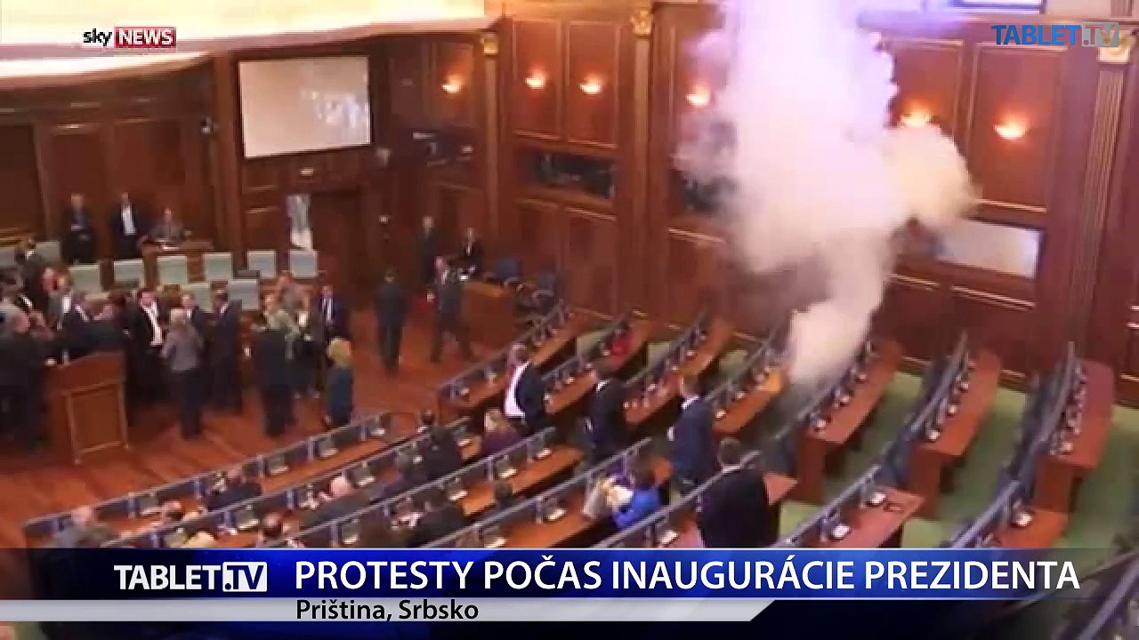 Protesty počas inaugurácie prezidenta Kosova Hashima Thaçiho