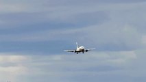 Alaska Airlines Boeing 737-400 Combi [N763AS] lands in Anchorage