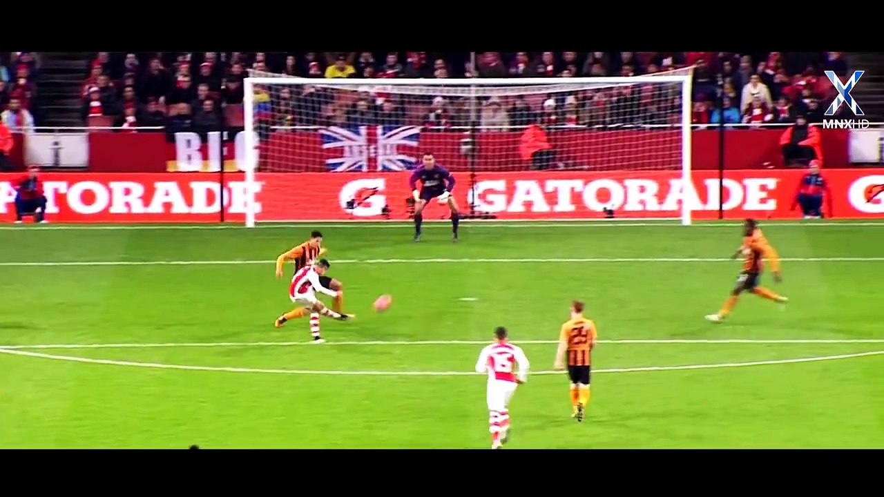 Alexis Sanchez - Dribbling SkillsRuns & Goals 2015 HD
