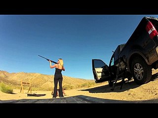 CUTE GIRL GUN SHOT PRANK