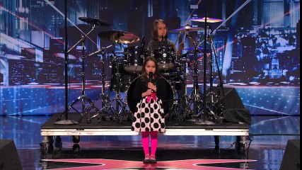 Little cute fairy performs like monster.....America Got Talent