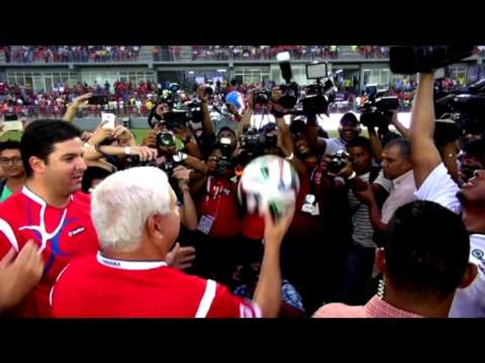Inauguración del Estadio Maracaná