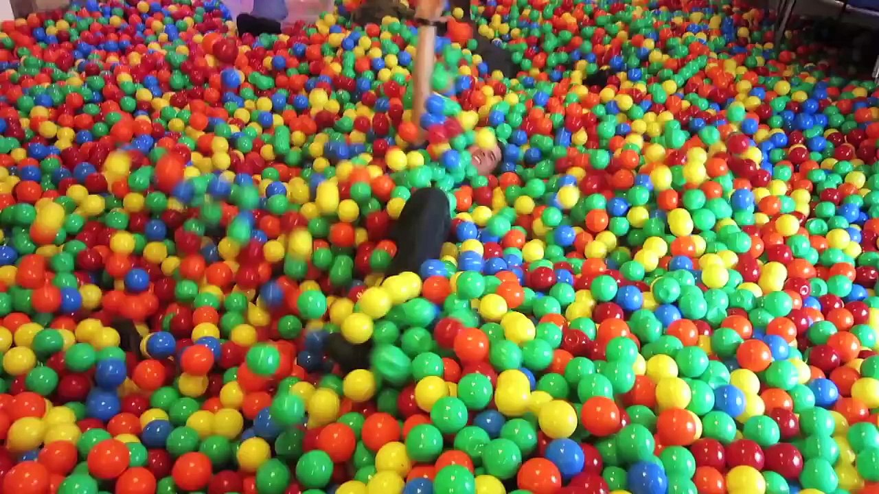 Plastic Ball Prank EXTRAS!!