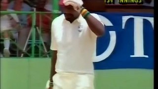 Viv Richards vs Merv Hughes - watch that cap Viv! 4th test 1991