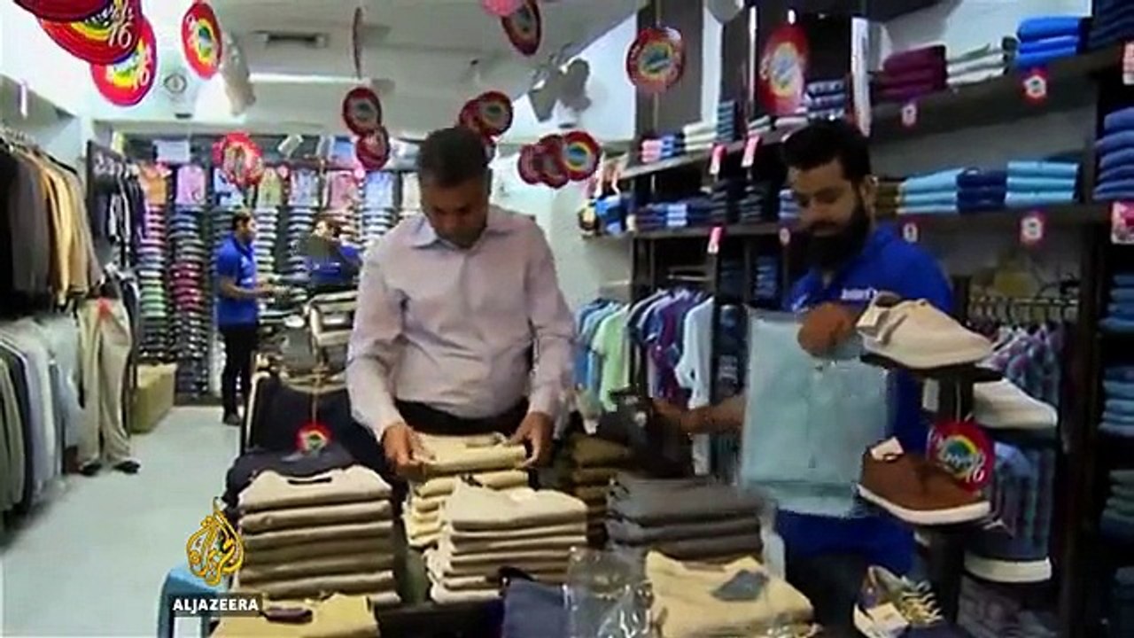 How Aljazeera Tv is Insulting Nawaz Sharif on Panama Papers