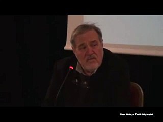 "Röportaj yapmak istiyor gerizekalı kızcağız. Niye o mesleğe girmiş bilmiyorum”