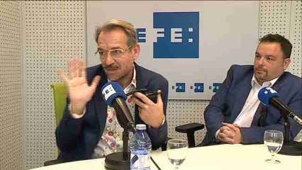 Antonio Albella: "Locomía es parte de mi pasado", dice antes de subirse al Barco Ochentero