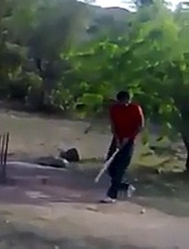 How Shahid Afridi is Playing Street Cricket and Hitting Sixes