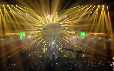 2016我是歌手終極歌王之戰首輪以人氣順位第一位登場是黃致列合唱曲You Are Everthing....