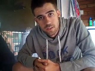 Os pido disculpas. (_)(_)=====D-