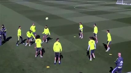 El pase sin mirar de Cristiano Ronaldo en el entrenamiento