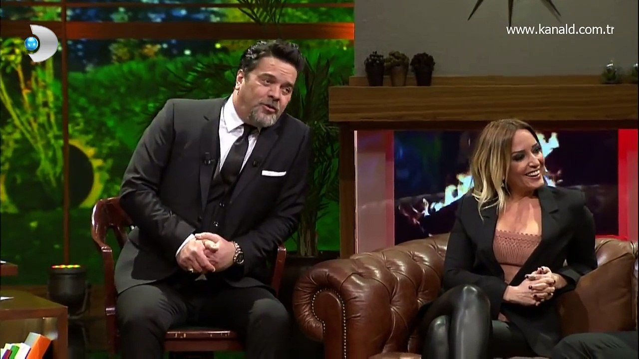 Beyaz Show - Serkan Çayoğlu ve Özge Gürelin Arnavutluktan gelen hayranı!