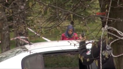 Başbakan Davutoğlu'nun Kızı 'Oryantiring'de Mücadele Etti