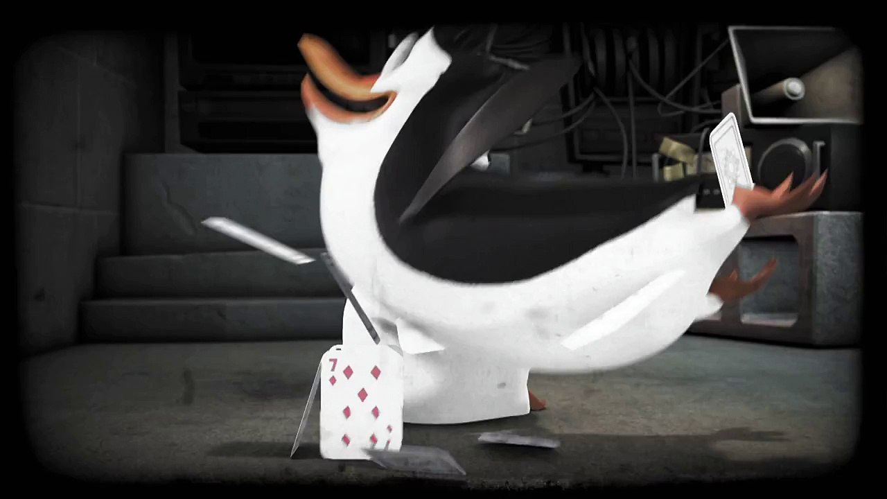 PENGUINS OF MADAGASCAR - ENGLISH