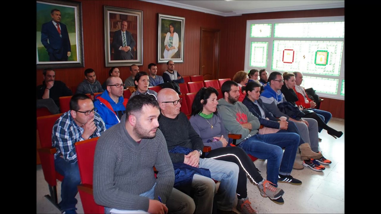 Pleno piscina de Cee