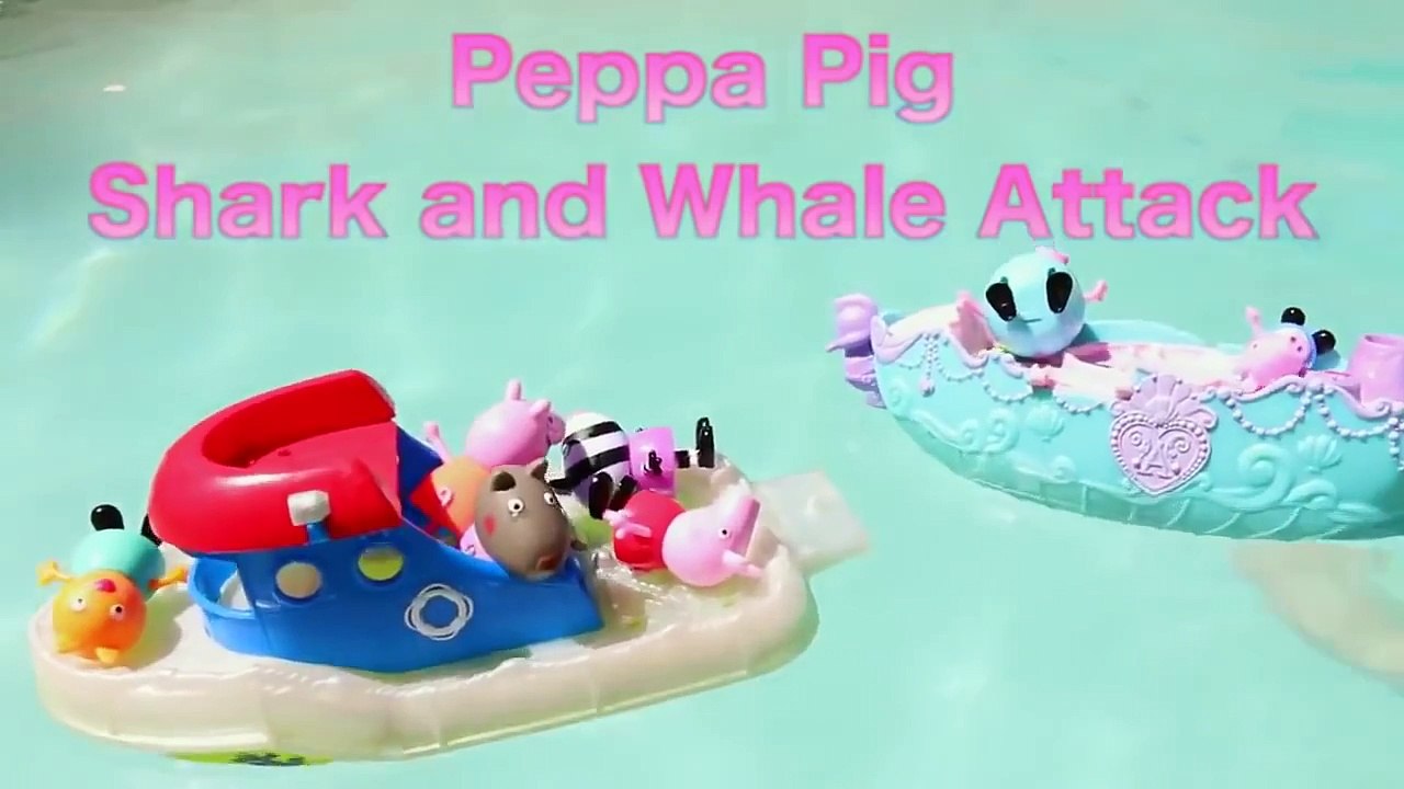 Peppa Pig SHARK ATTACK!!! ❤ Toys Disney Play Doh
