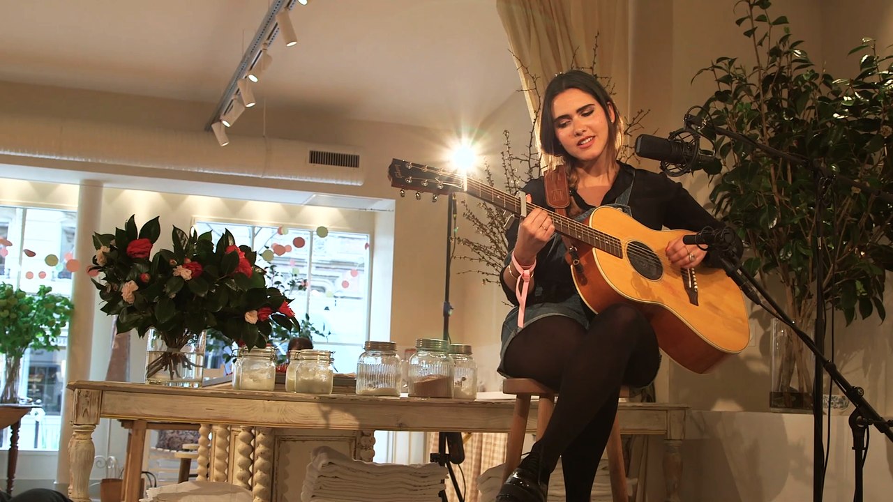 Joyce Jonathan chez Free Persephone : showcase x manucure