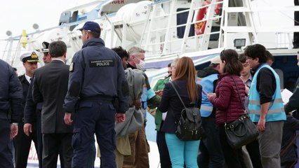 Grécia expulsa 2º grupo de migrantes para a Turquia
