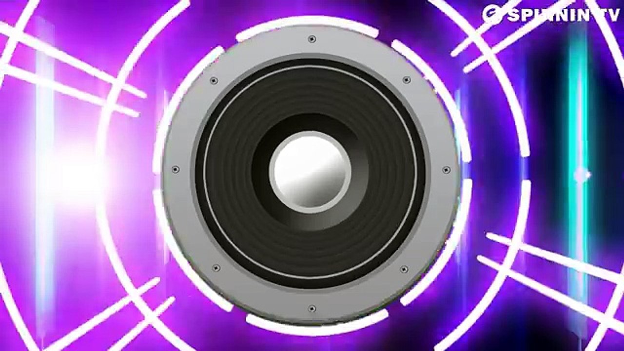 Lucky Charmes - What's Up!