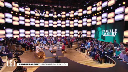 Le Grand Journal du 08/04 avec Camille Lacourt et Christophe - CANAL +