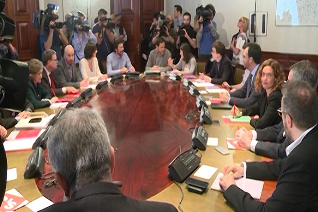 Podemos consultará con sus bases el siguiente paso