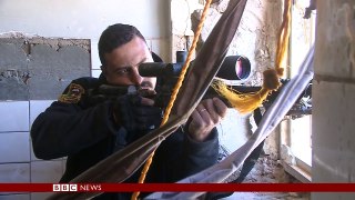 Inside Ramadi amid fierce IS battle - BBC News
