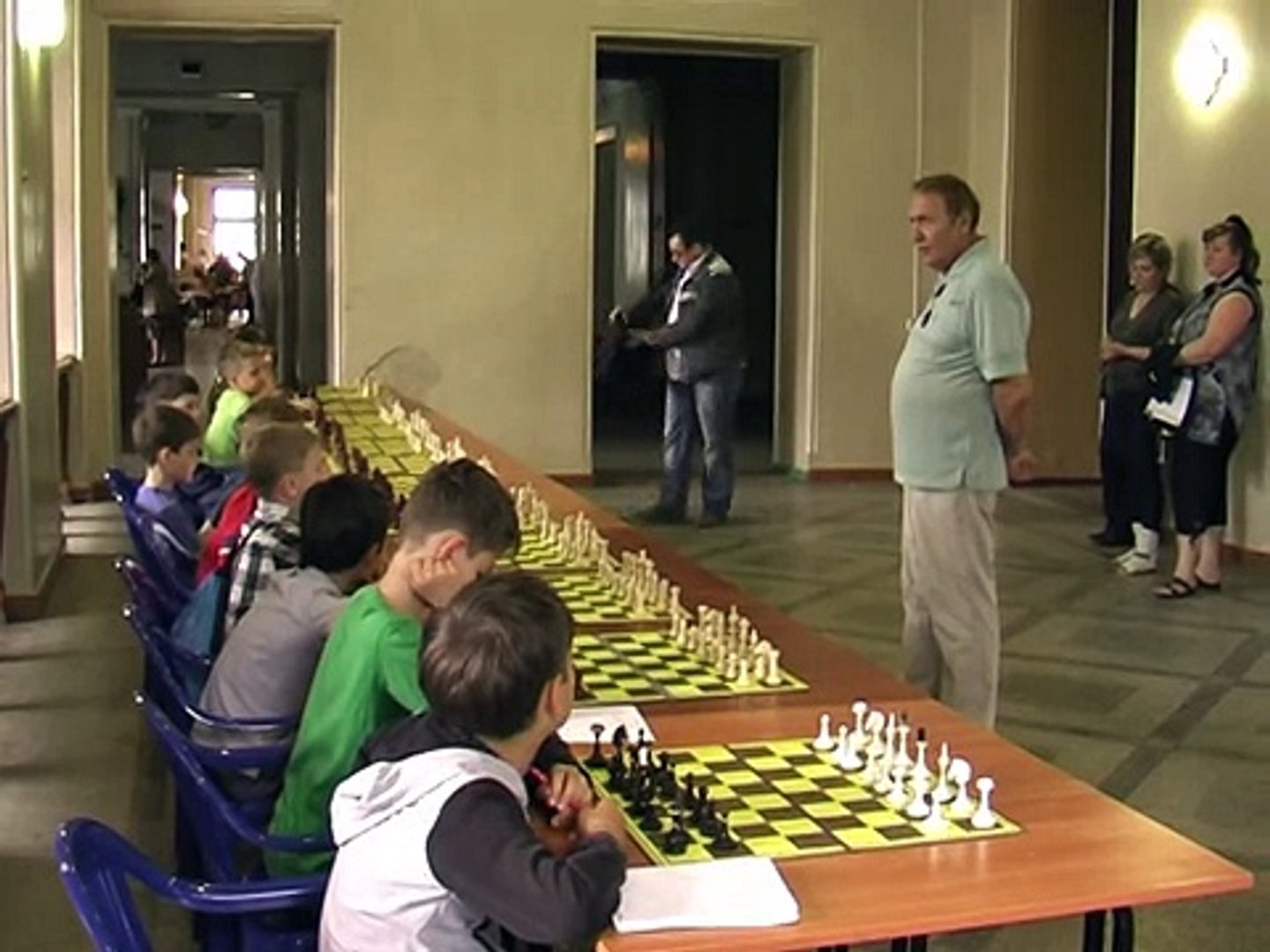 ⁣Луганская бойня на шахматной доске в Международный день защиты детей