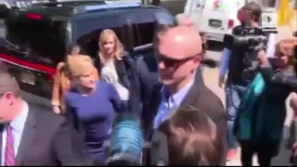 De Blasio says New Yorkers are fed up with Ted Cruz