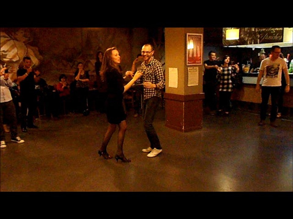Juegos stage 2 bachata intermédiaire beauregard 6 Avril 2016 Lisa et Manu