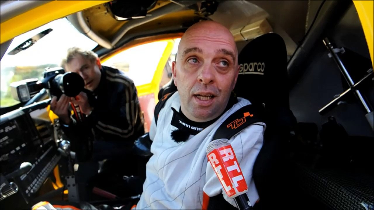 A dix mois du Dakar, Philippe Croizon teste son buggy