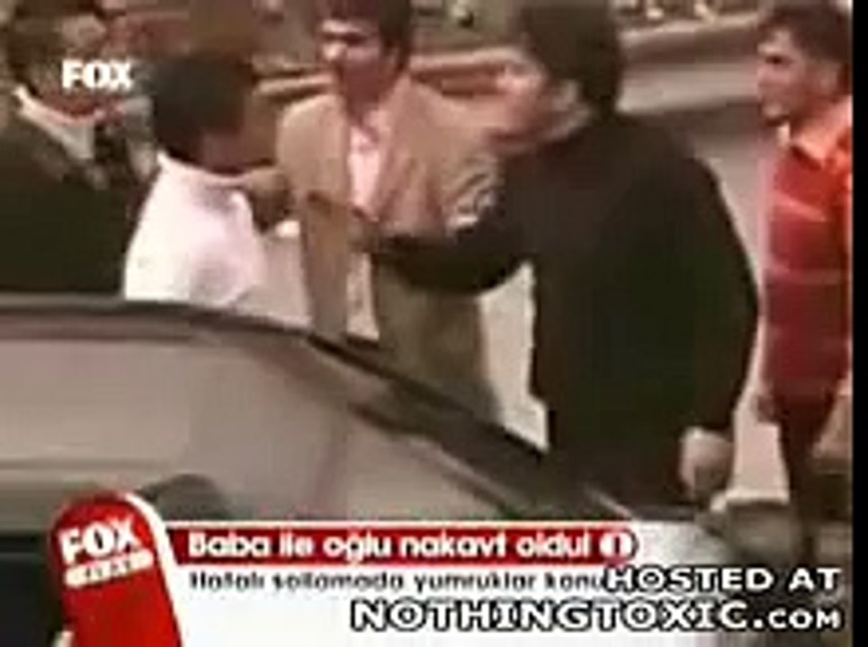 1 Türken turkısh gegen vs 3 kurden - Türke schlägt 3 kurden